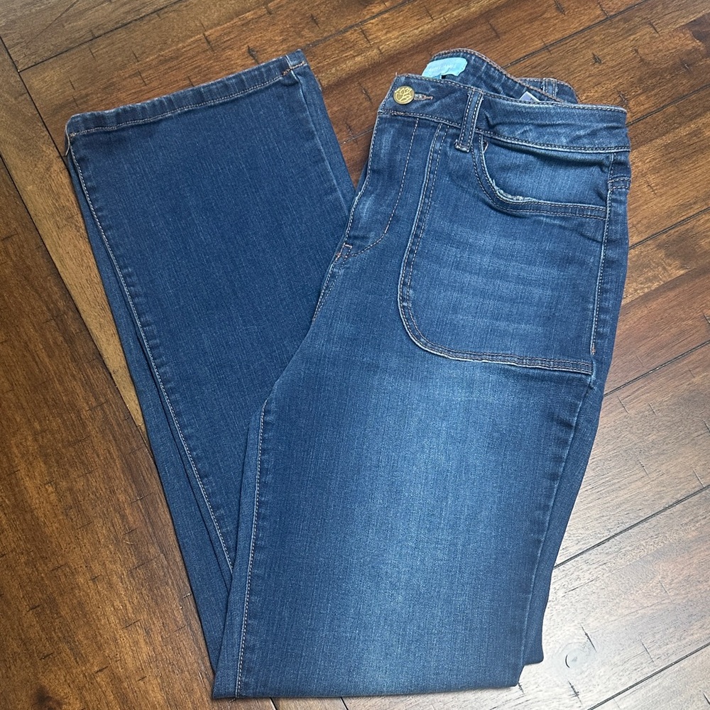 Draper James Patch Pocket Straight Leg Jeans Women’s, size 8 Medium Wash Denim